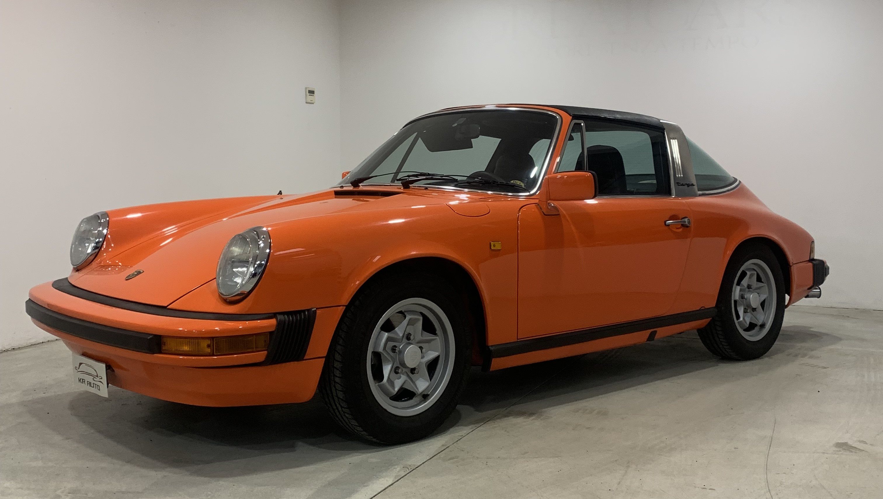 Porsche 911 TARGA 2.7