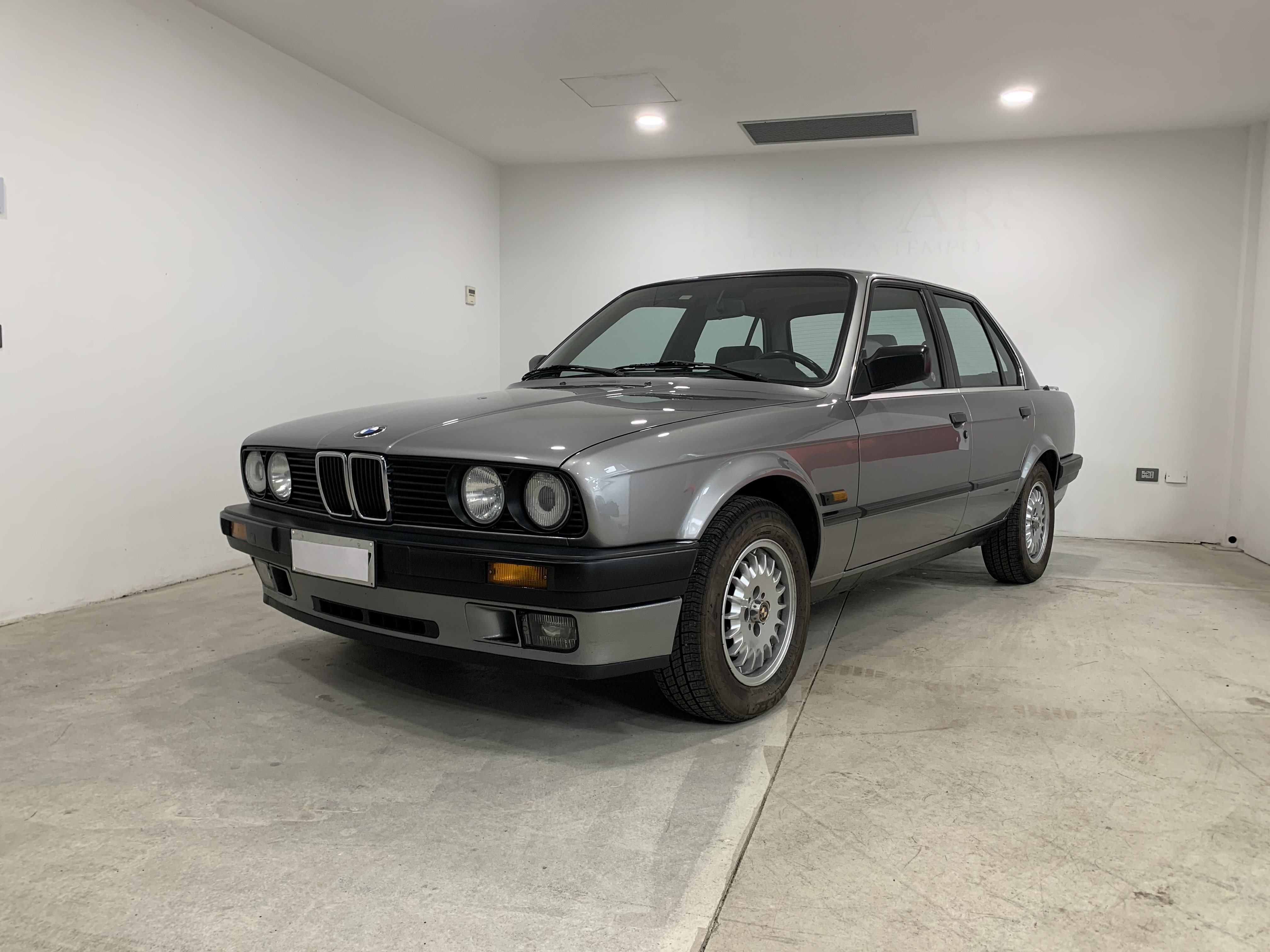 BMW 320 IS