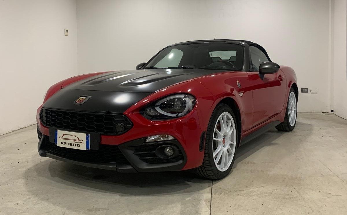 Abarth 124 Spider